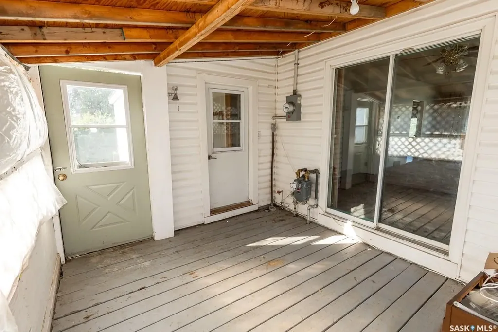 545 Alberta Avenue Kerrobert SK S0L 1R0