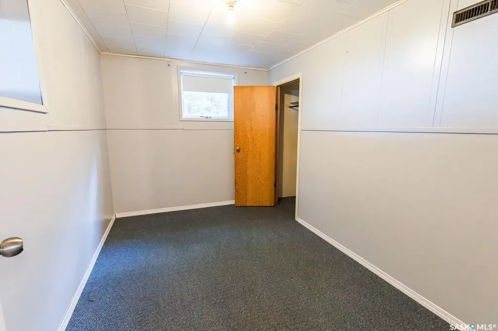 218 Bosworth Street Kerrobert SK S0L 1R0