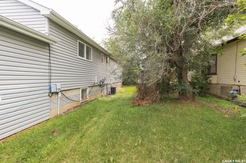 218 Bosworth Street Kerrobert SK S0L 1R0