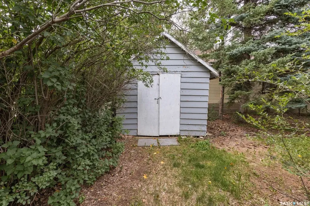 218 Bosworth Street Kerrobert SK S0L 1R0