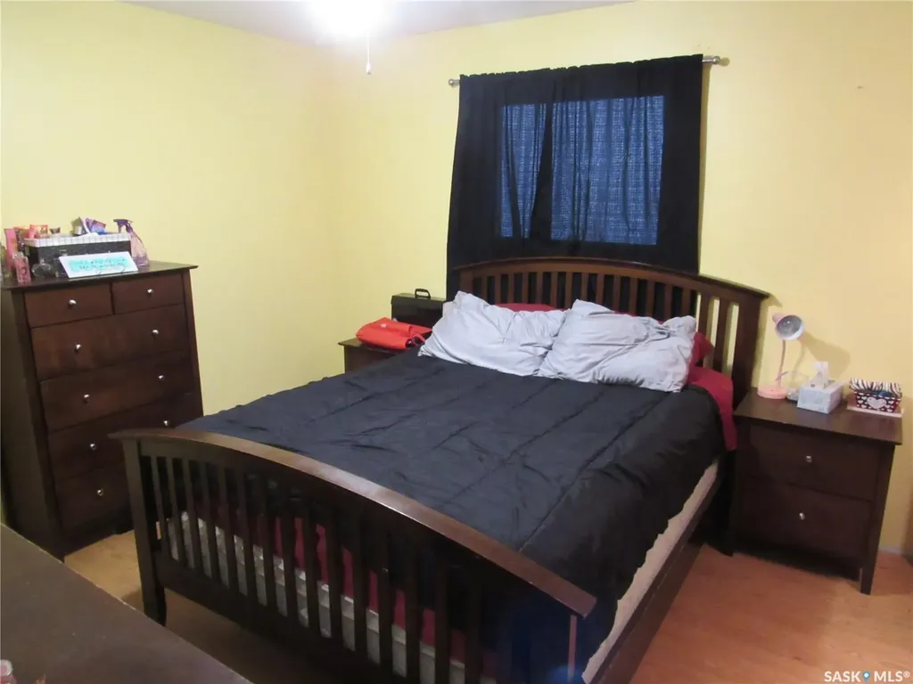 301 7th Avenue W Rosetown SK S0L 2V0