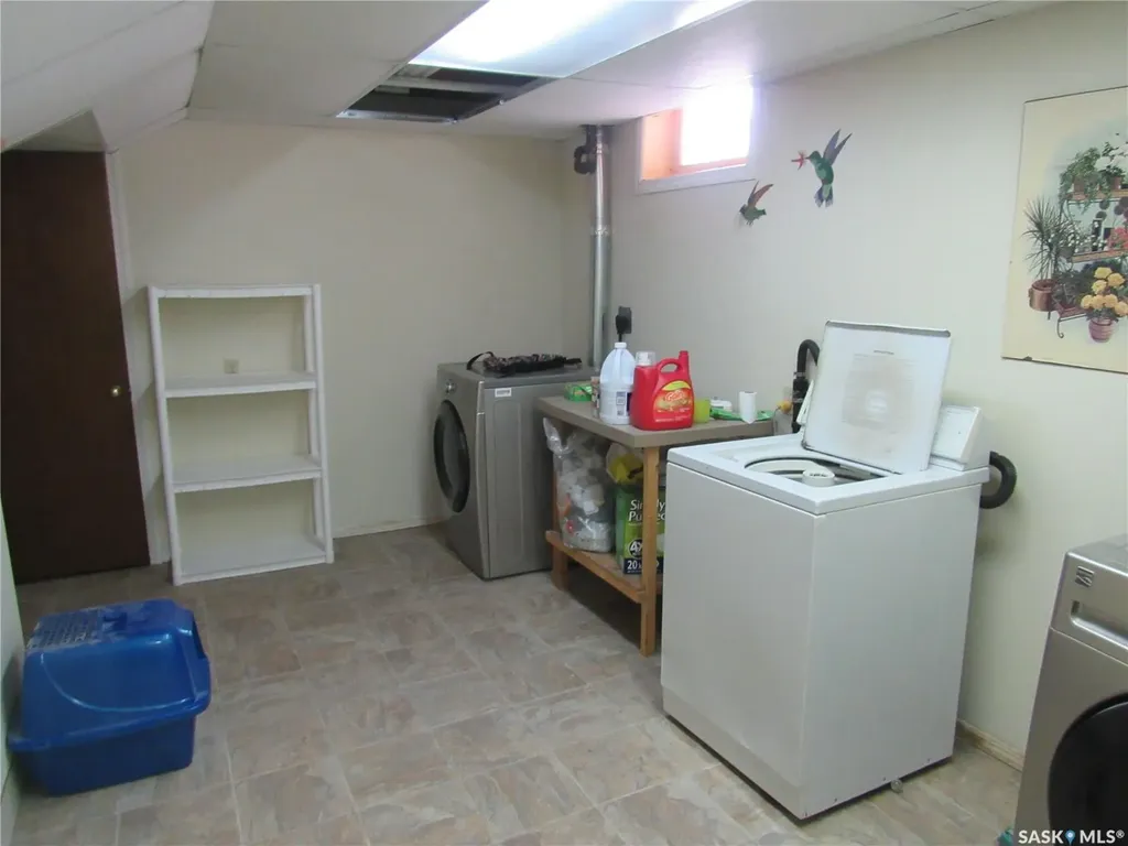 301 7th Avenue W Rosetown SK S0L 2V0