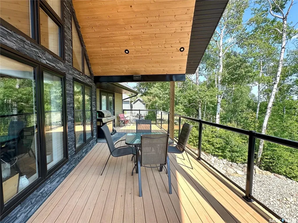 2 Derby Lane Big Shell SK S0J 2G0