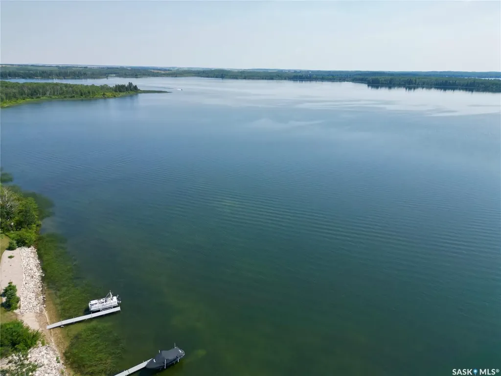 2 Derby Lane Big Shell SK S0J 2G0