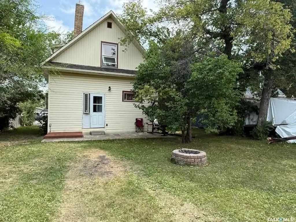 188 5th Avenue N Yorkton SK S3N 0Z6