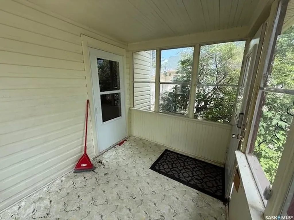188 5th Avenue N Yorkton SK S3N 0Z6