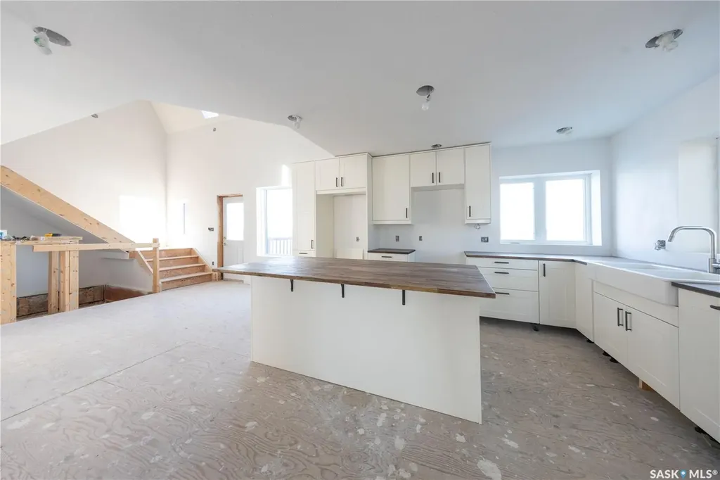 Rural Address Eye Hill Rm No. 382 SK S0L 2C0