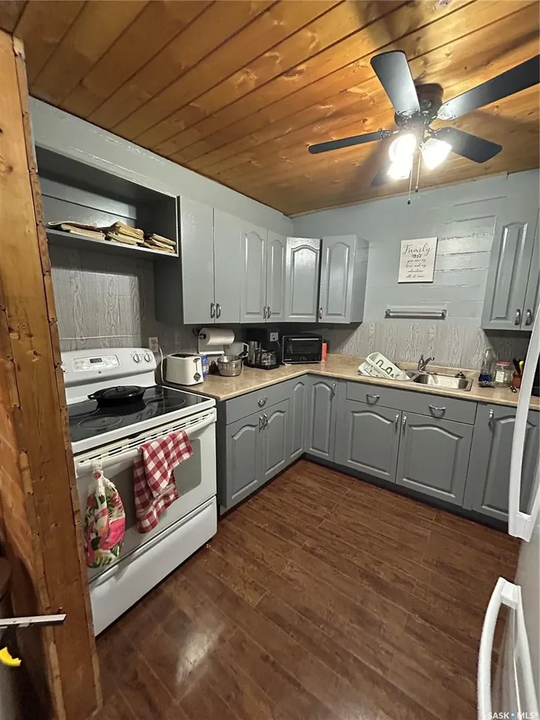 203 Prouse Street Kelvington SK S0A 1W0