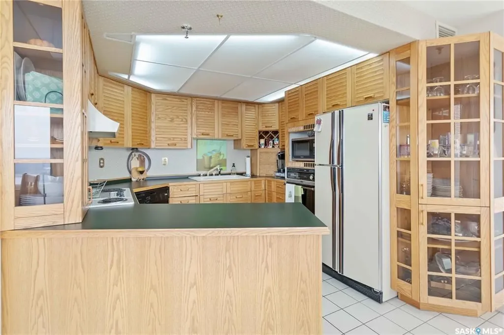 424 Spadina Crescent E Saskatoon SK S7K 6X7