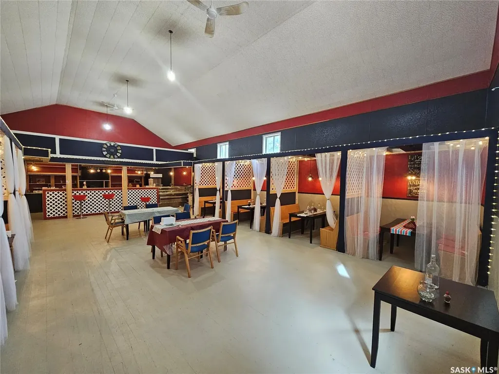 19 Broadway Street Redvers SK S0C 2H0