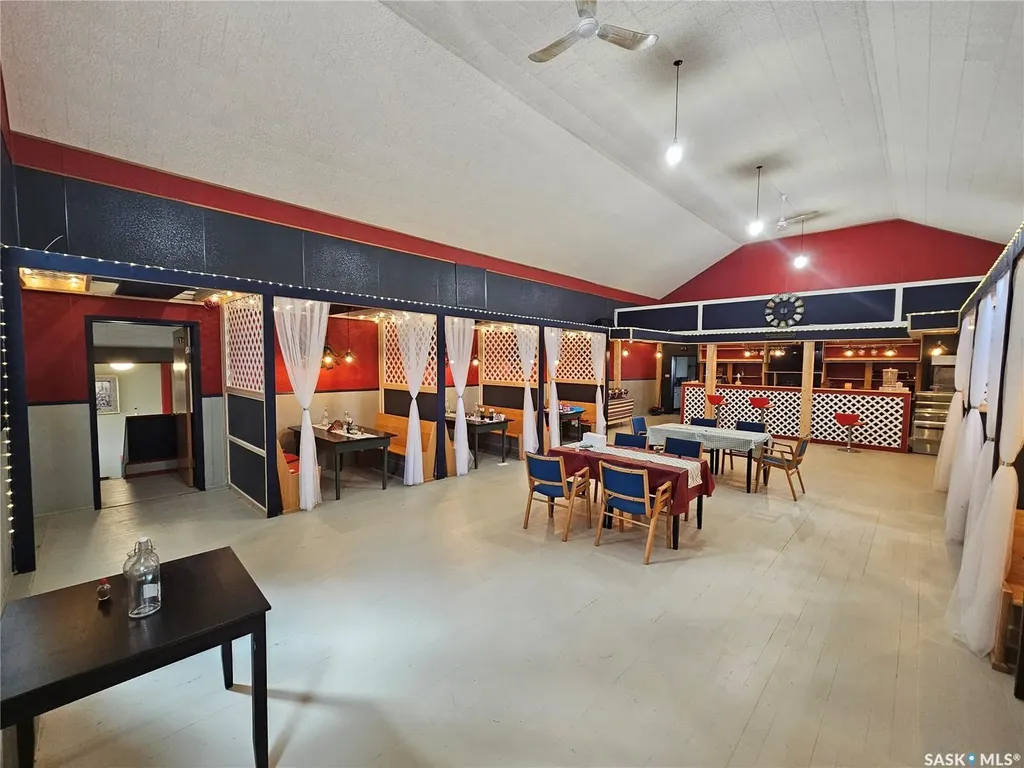 19 Broadway Street Redvers SK S0C 2H0