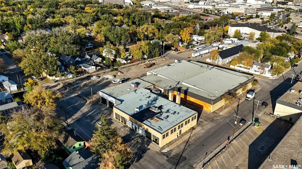 324 24th Street W Saskatoon SK S7L 0C5