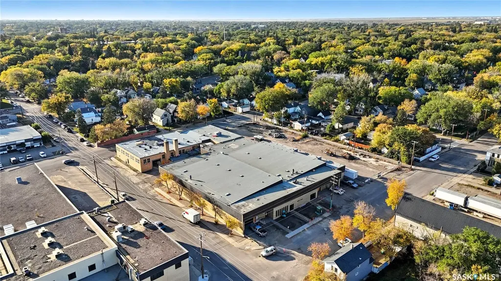 324 24th Street W Saskatoon SK S7L 0C5