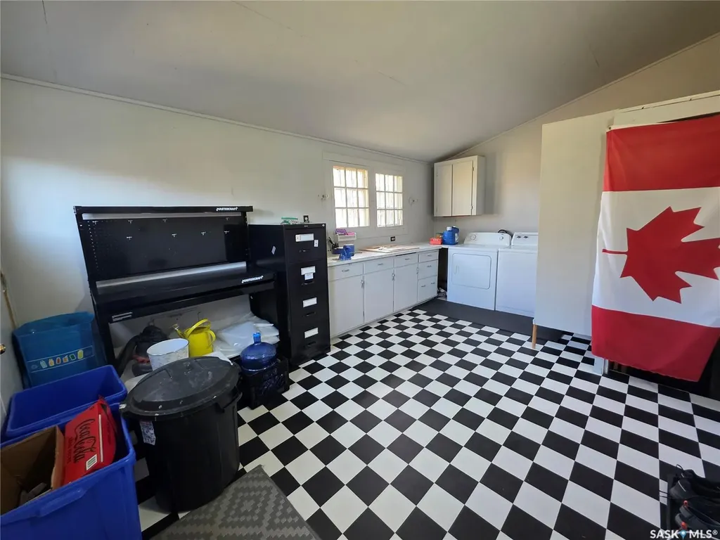 210 2nd Street S Cabri SK S0N 0J0