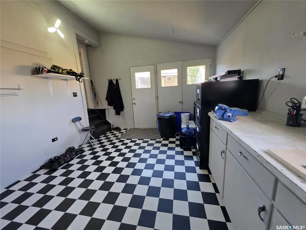 210 2nd Street S Cabri SK S0N 0J0