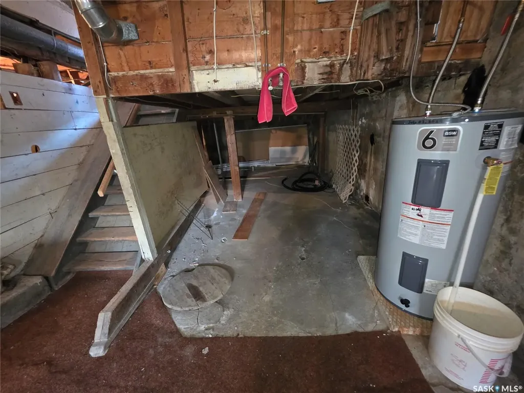 210 2nd Street S Cabri SK S0N 0J0