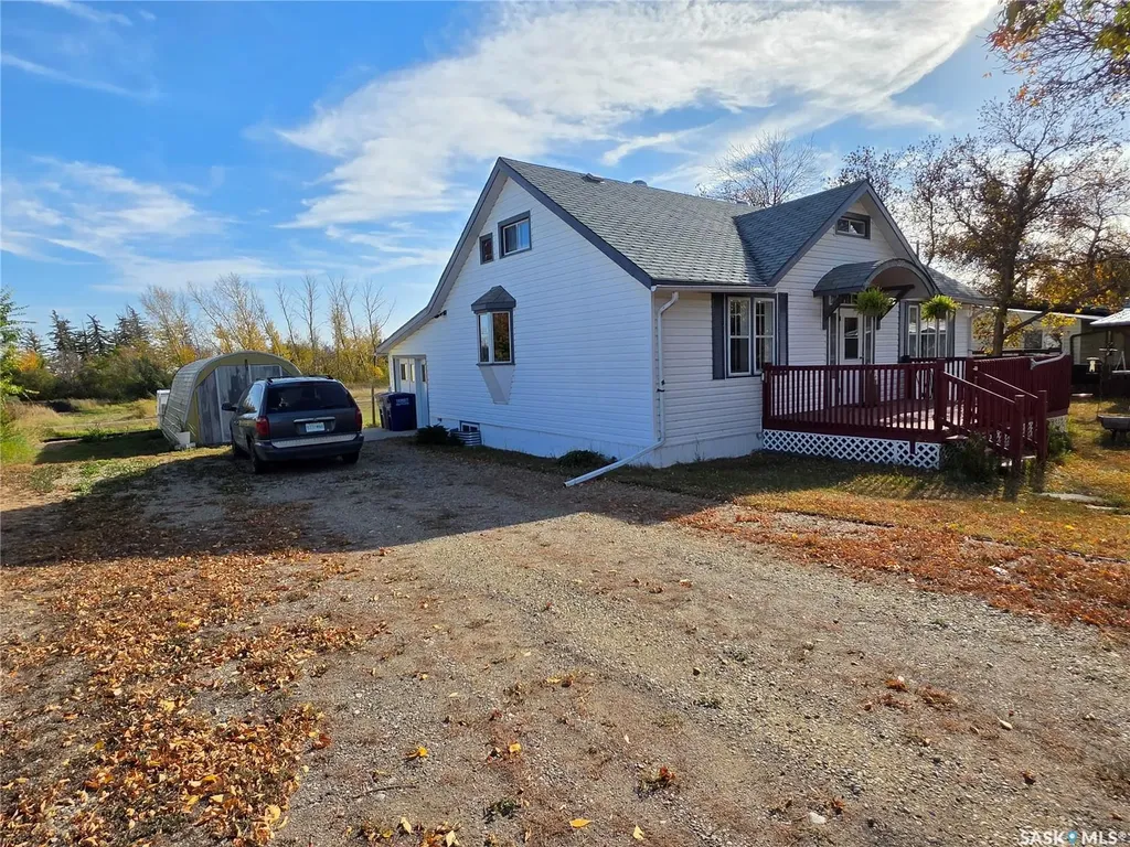 210 2nd Street S Cabri SK S0N 0J0