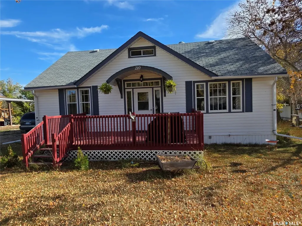 210 2nd Street S Cabri SK S0N 0J0