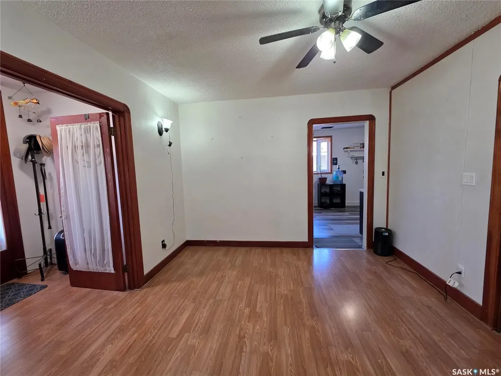 210 2nd Street S Cabri SK S0N 0J0