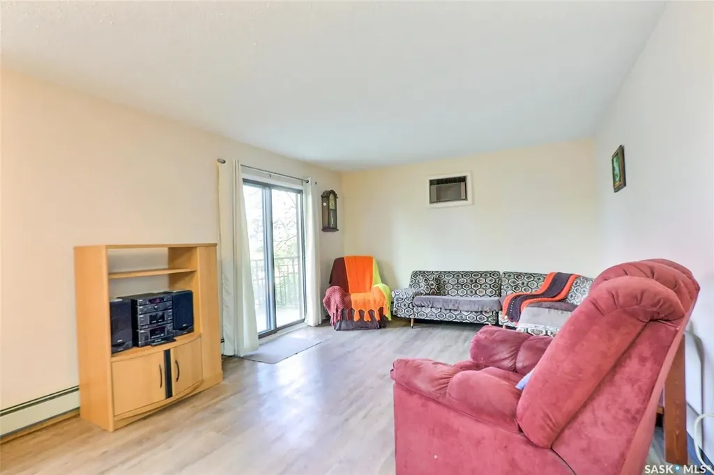 54 19th Street E Prince Albert SK S6V 1J2