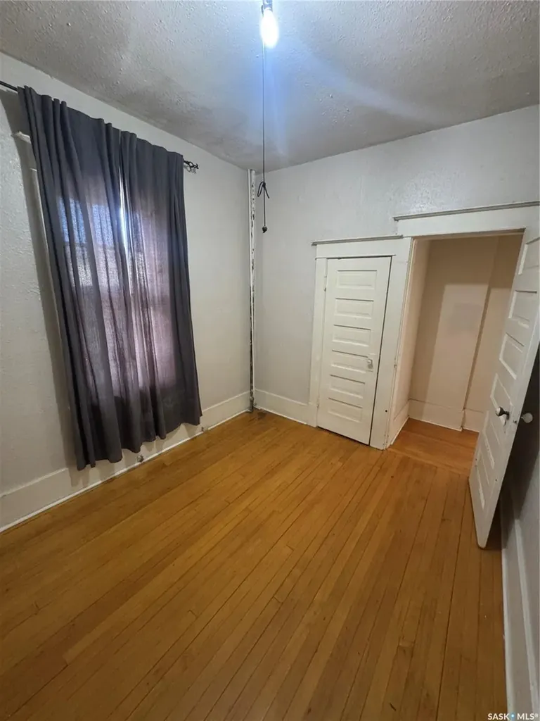 305 Queen Street Saskatoon SK S7K 0M1
