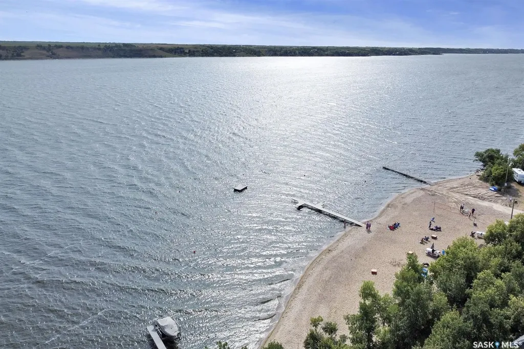 10 Grandview Road Grandview Beach SK S0G 1C0