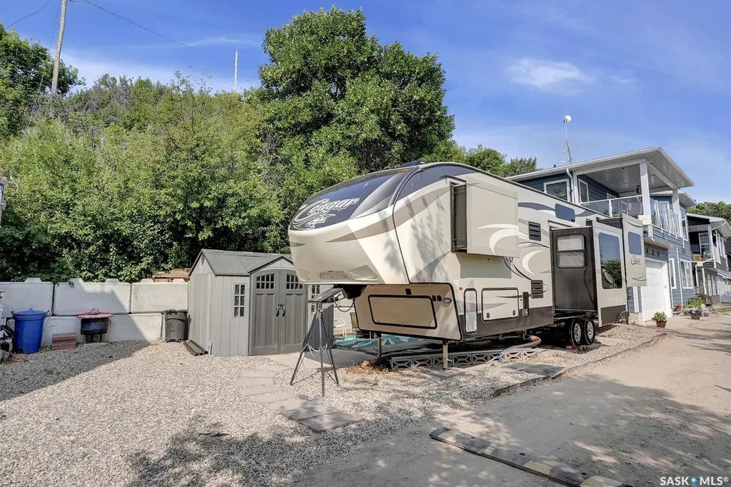 10 Grandview Road Grandview Beach SK S0G 1C0