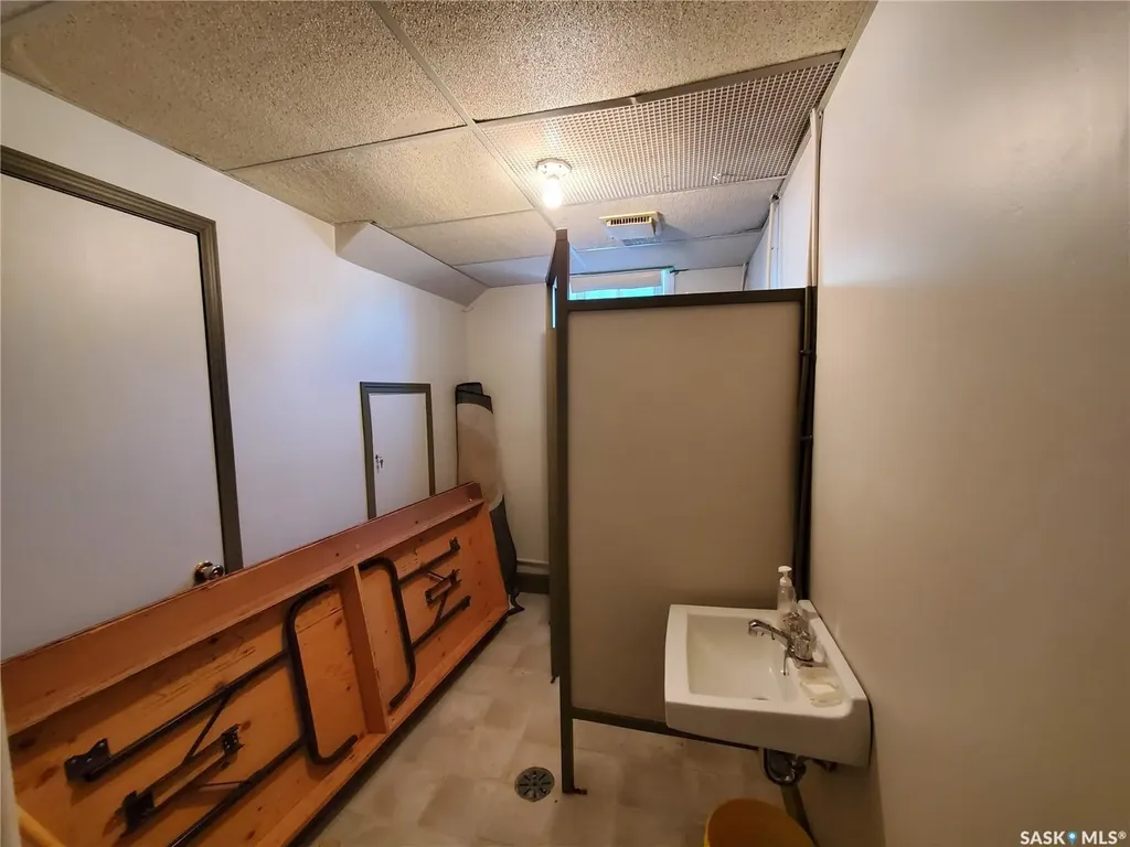 242 Third Avenue S Kamsack SK S0A 1S0
