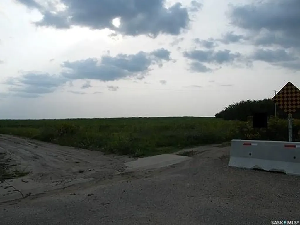 Par 18 Sandpiper Road North Battleford SK S9A 3Z1