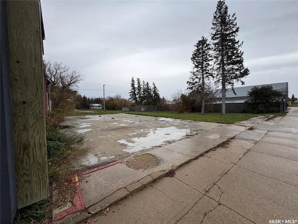 Lots 5-9 Main Street Ituna SK S0A 1N0