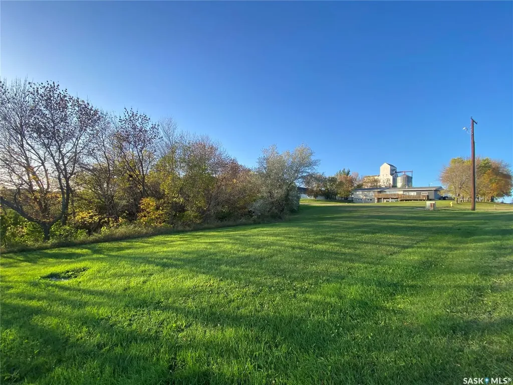 26 Park Avenue Oxbow SK S0C 2B0