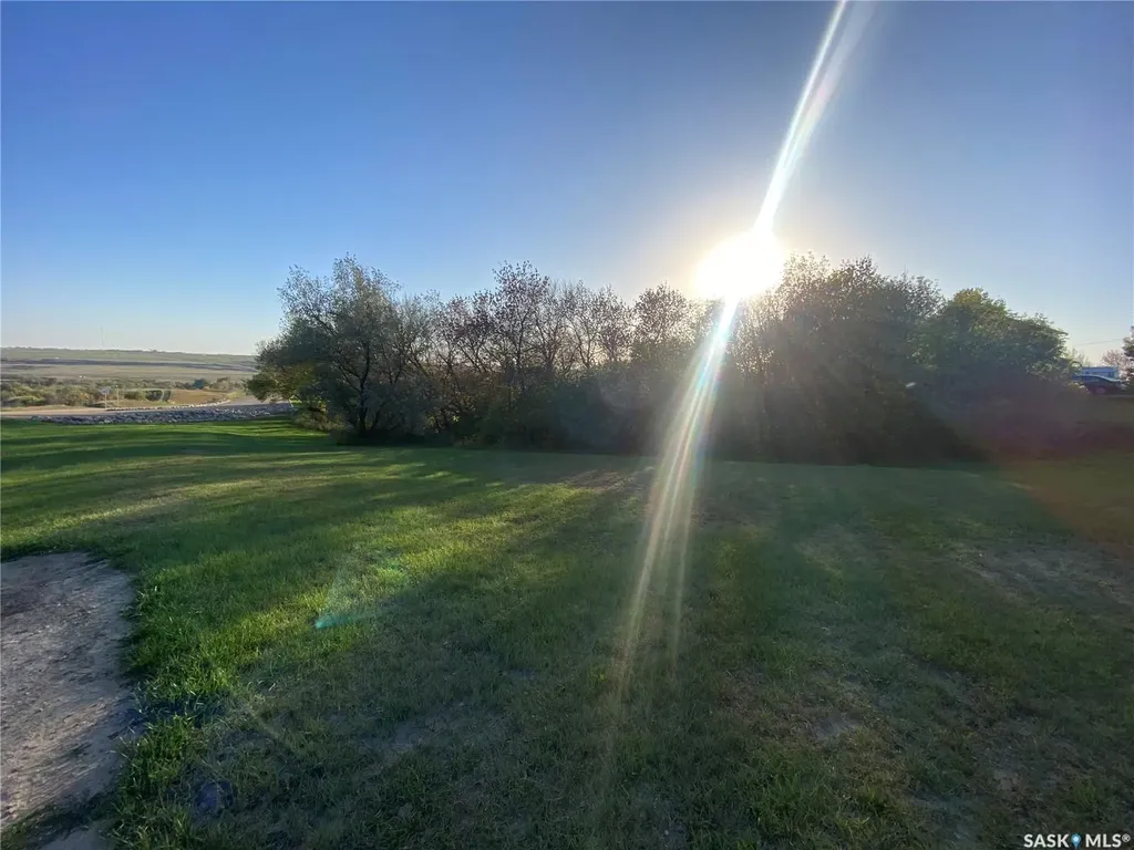 26 Park Avenue Oxbow SK S0C 2B0