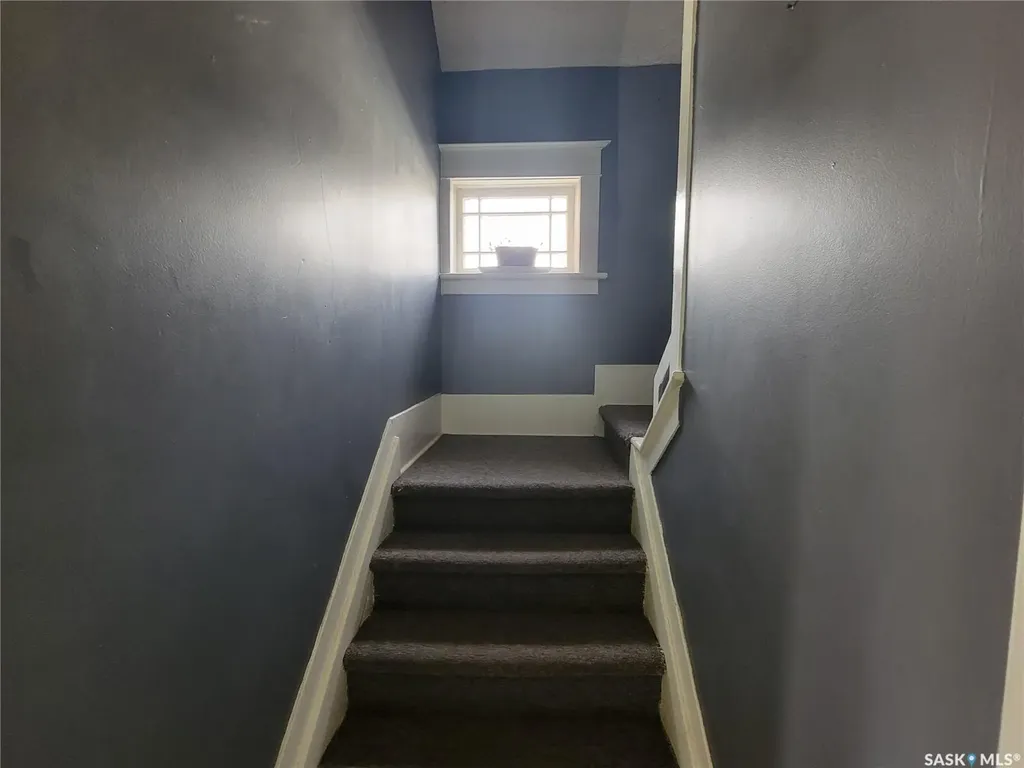 406 1st Street E Wilkie SK S0K 4W0