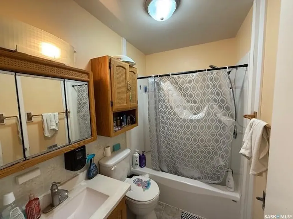 608 East Avenue Kamsack SK S0A 1S0