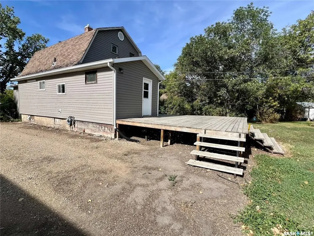 82 3rd Avenue E Central Butte SK S0H 0T0