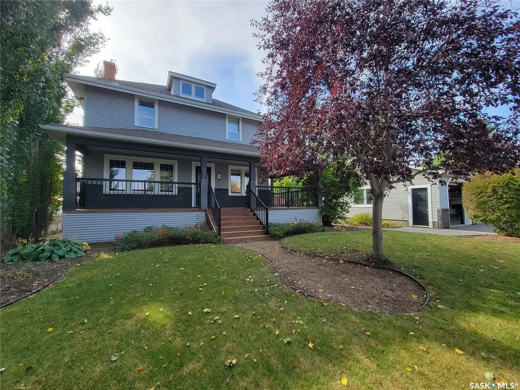 560 4th Avenue E Unity SK S0K 4L0