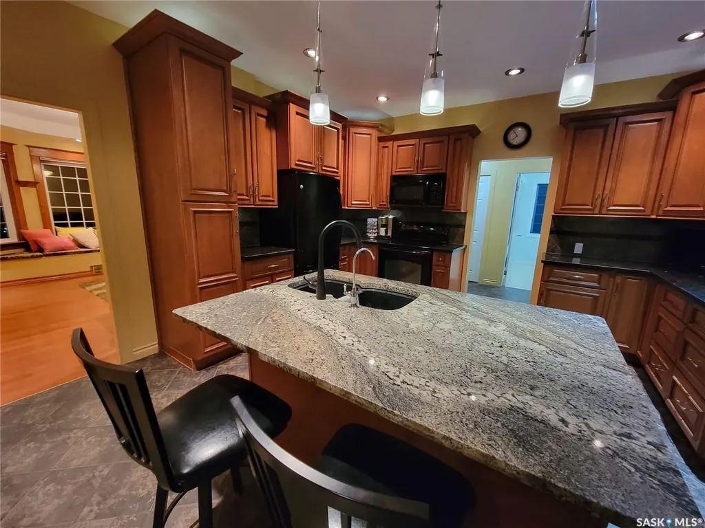 560 4th Avenue E Unity SK S0K 4L0