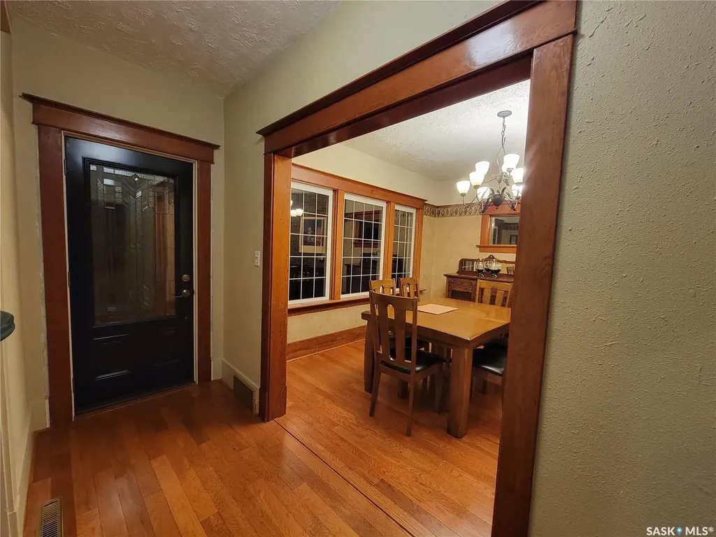 560 4th Avenue E Unity SK S0K 4L0