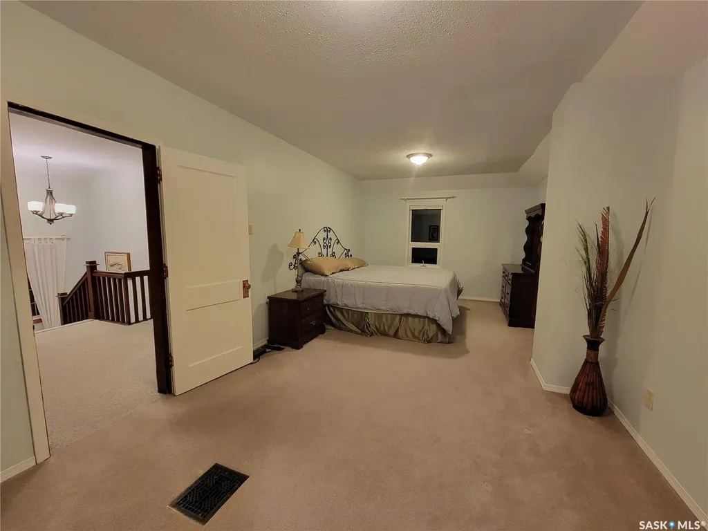 560 4th Avenue E Unity SK S0K 4L0
