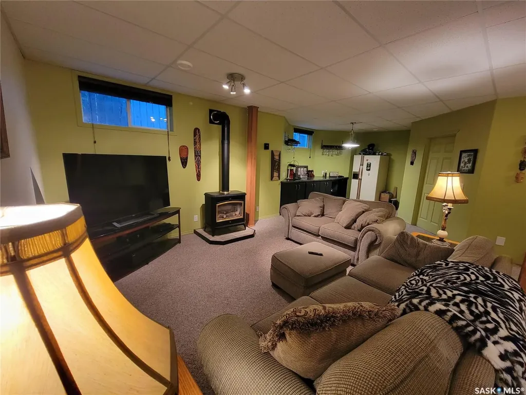 560 4th Avenue E Unity SK S0K 4L0