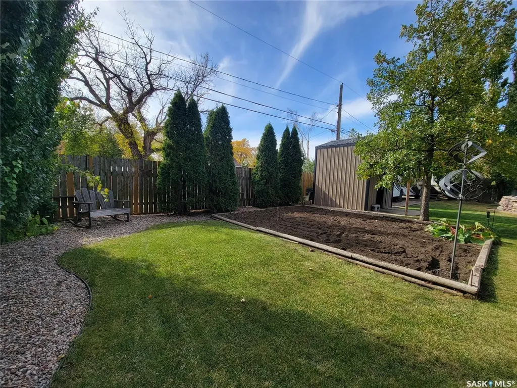 560 4th Avenue E Unity SK S0K 4L0