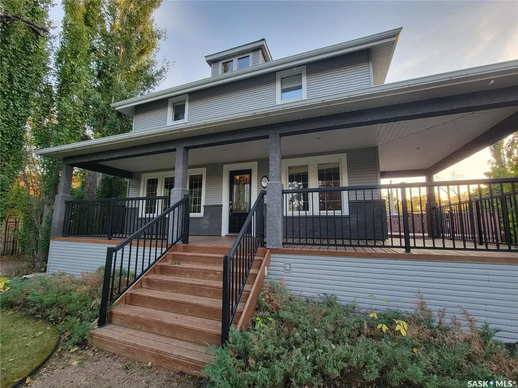 560 4th Avenue E Unity SK S0K 4L0