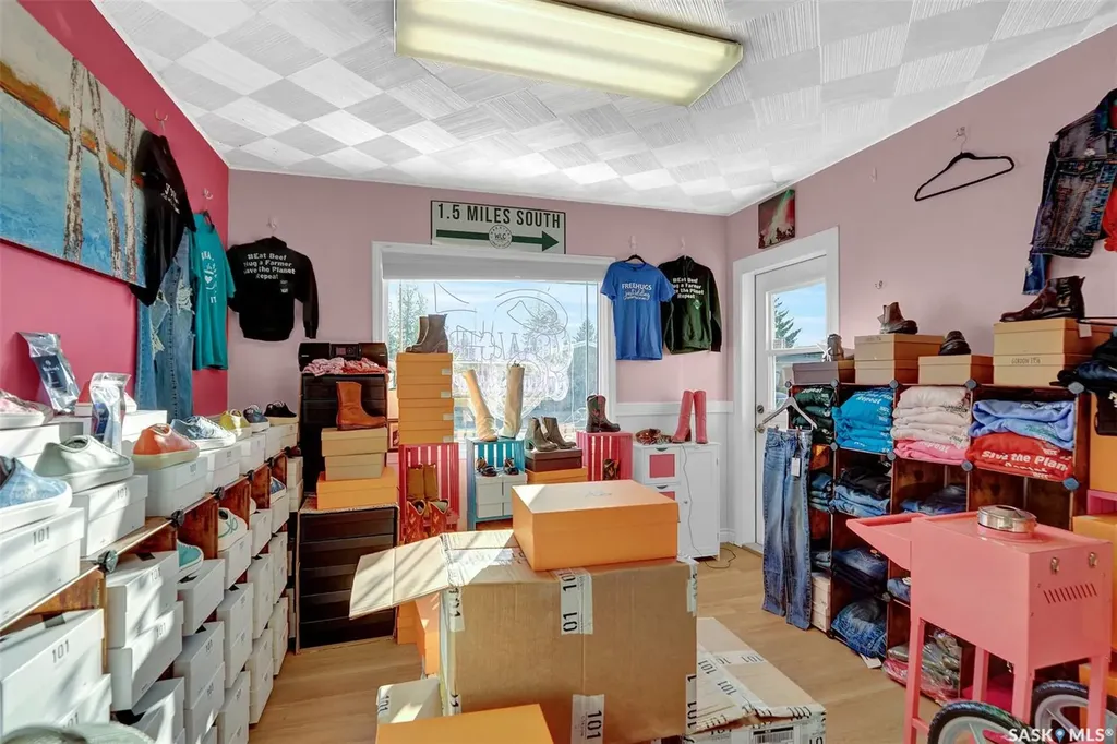 122 Central Avenue Montmartre SK S0G 3M0