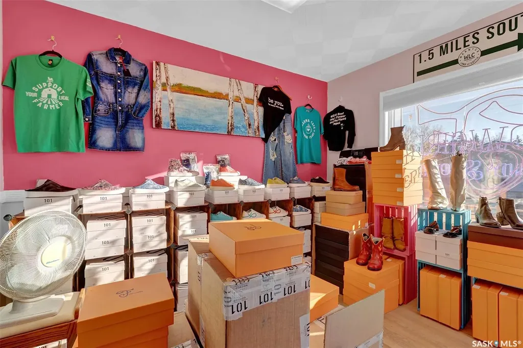 122 Central Avenue Montmartre SK S0G 3M0