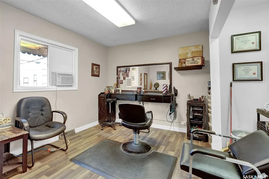 122 Central Avenue Montmartre SK S0G 3M0