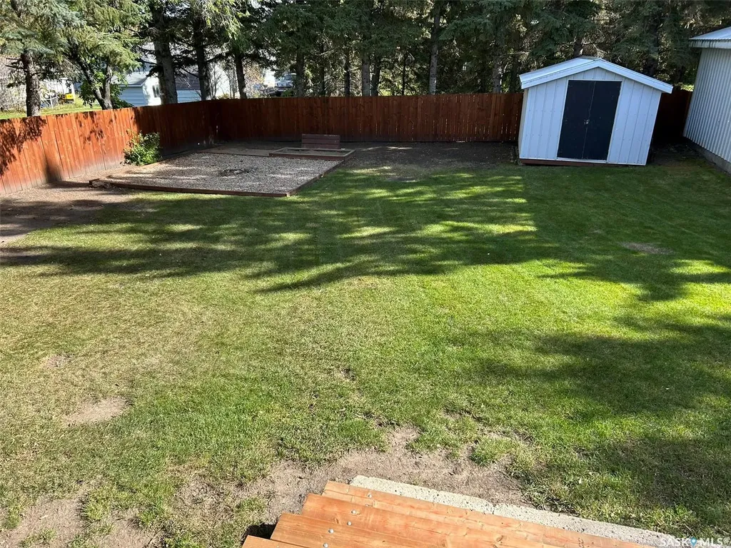 602 Hall Street Kelvington SK S0A 1W0