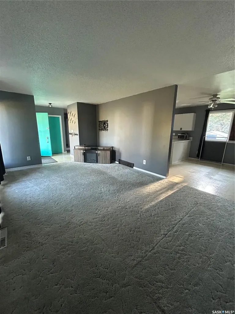 602 Hall Street Kelvington SK S0A 1W0