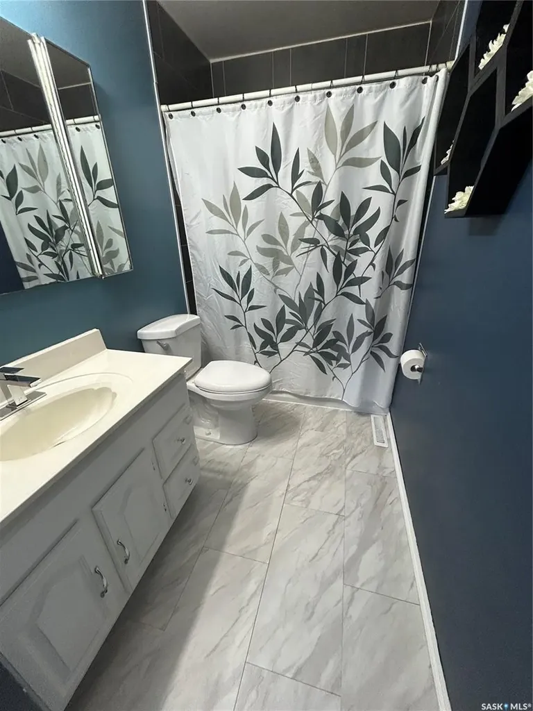 602 Hall Street Kelvington SK S0A 1W0