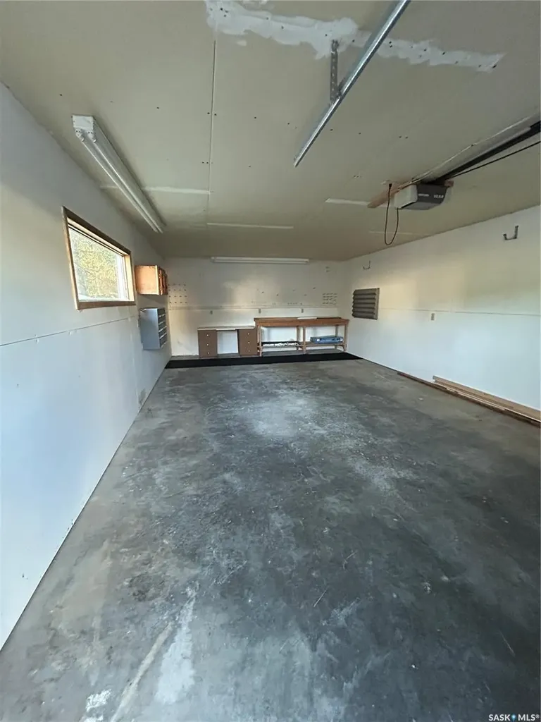 602 Hall Street Kelvington SK S0A 1W0