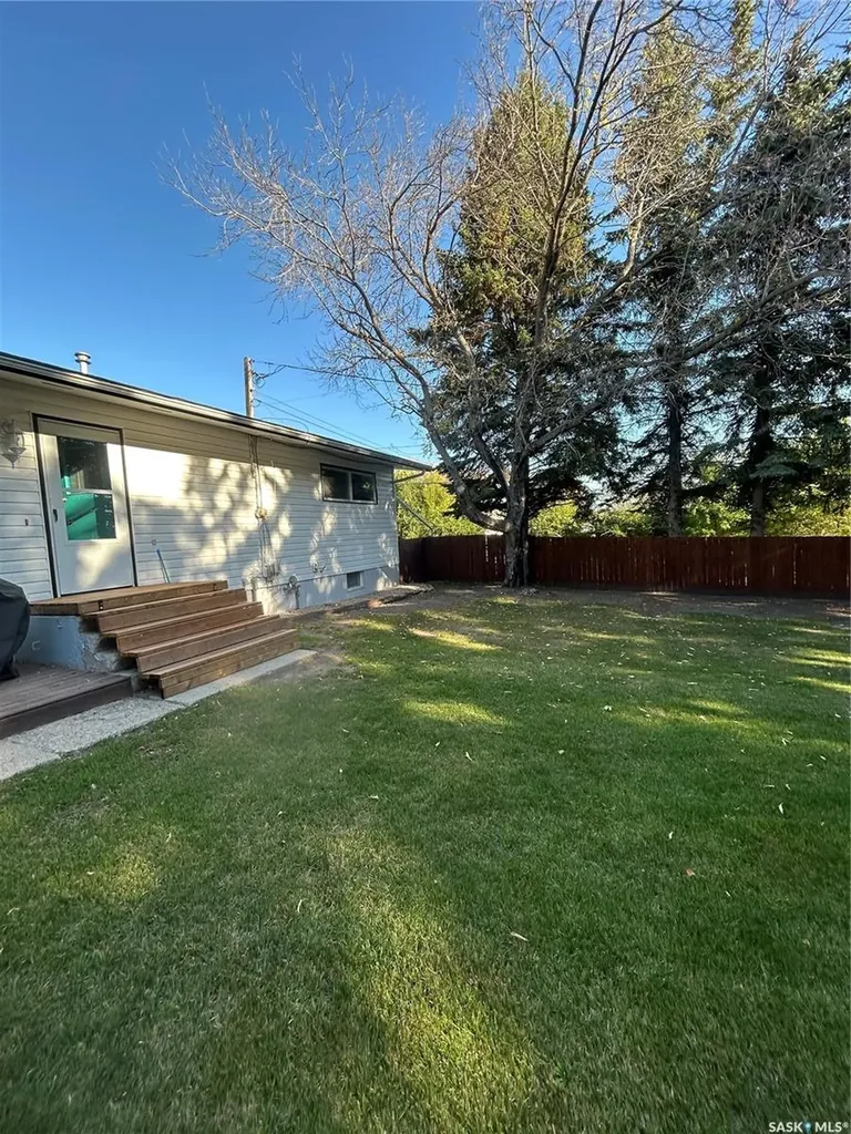 602 Hall Street Kelvington SK S0A 1W0